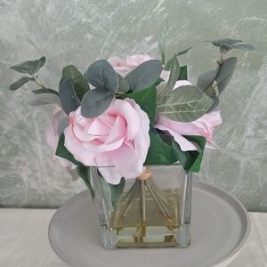 Pink Rose Floral Arrangement in Square Glass Vase NWOT